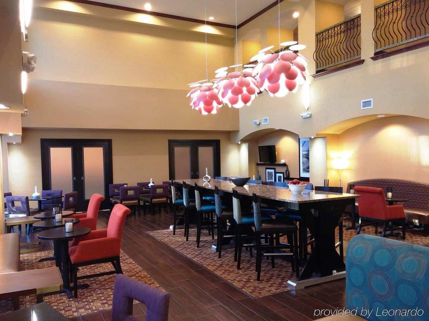 Hampton Inn & Suites Albuquerque-Coors Road Exterior photo